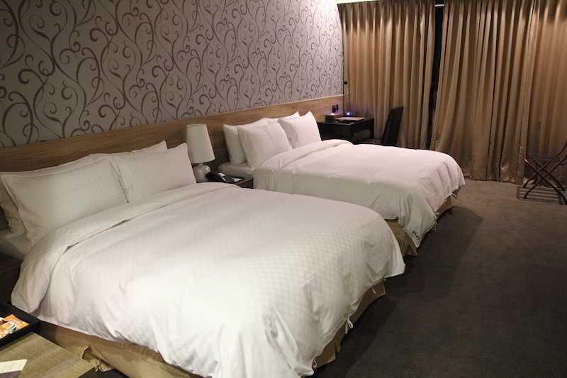 Kun Hotel Taichung Exteriör bild