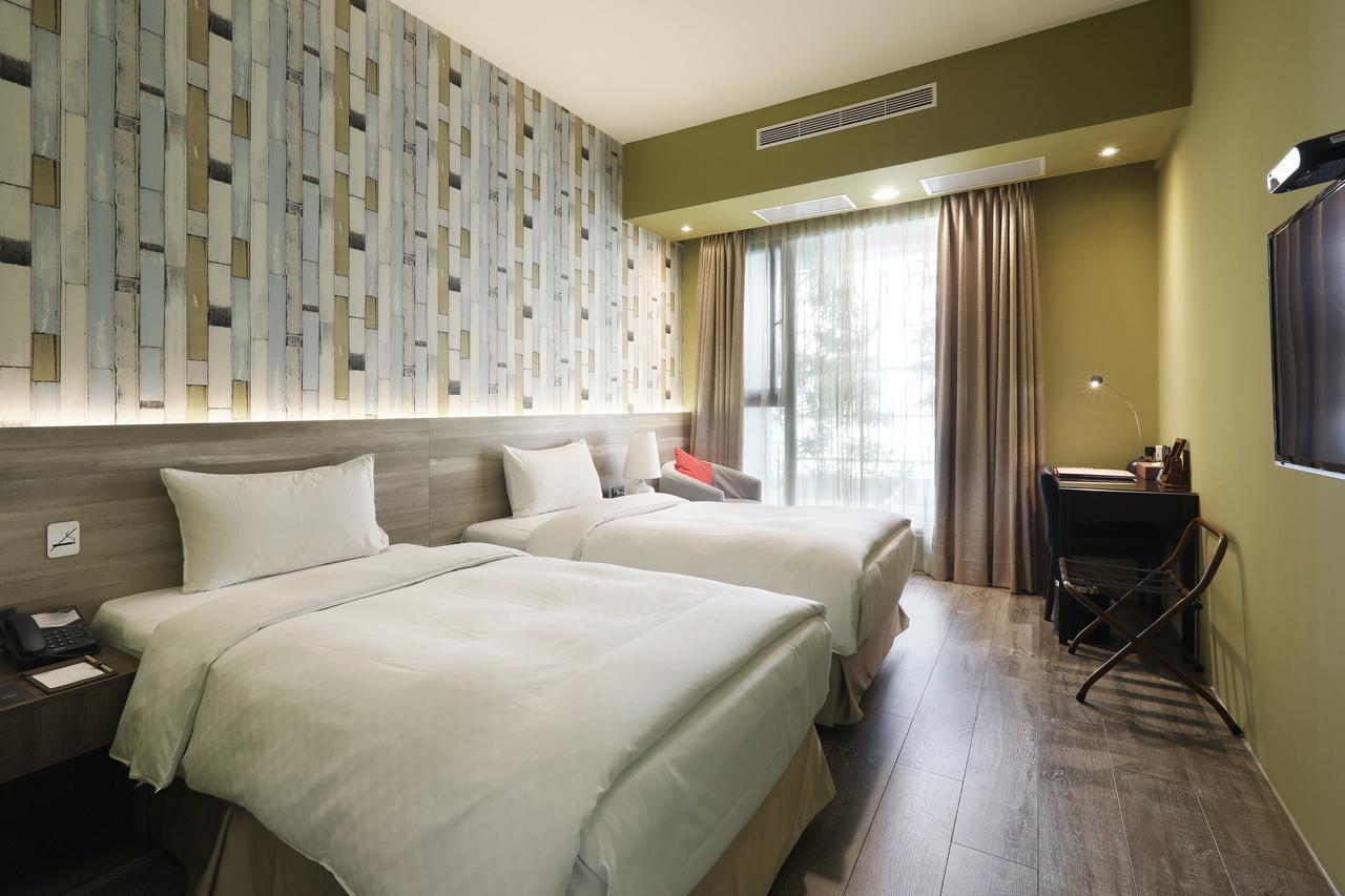 Kun Hotel Taichung Exteriör bild